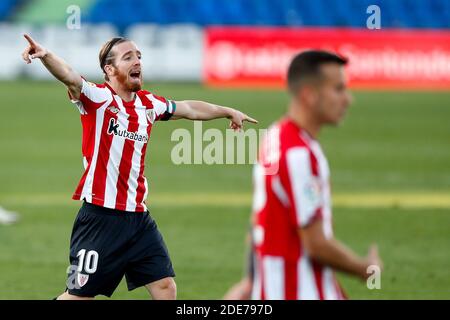 Iker Muniain del Club Atletico gesti durante il campionato spagnolo la Liga partita di calcio tra Getafe CF e Athletic Club de Bilbao il 29 novembre 2020 al Colosseo Alfonso Perez stadio a Getafe, Madrid, Spagna - Foto Oscar J Barroso / Spagna DPPI / DPPI / LM Foto Stock