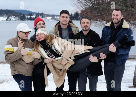 I membri della giuria 'Zombie zombie' del gruppo musicale Etienne Jaumet, Dr Schonberg e Neman Herman Dune aka Cosmic Neman, Julie Ferrier, Vincent Mariette e Sebastien Marnier partecipano alla fotocellula durante il 26° Festival del Cinema Gerardmer a Gerardmer, Francia, il 02 febbraio 2019. Foto di Aurore Marechal/ABACAPRESS.COM Foto Stock