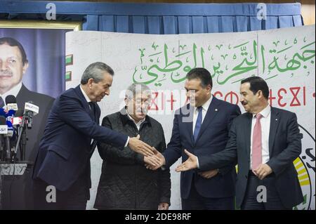 FLN Presidential Alliance, Mouad Bouchareb, Segretario Generale del Rally democratico Nazionale (RND), Ahmed Ouyahia, Presidente del movimento popolare Algerino (MPA), Amara Benyoes, E il presidente del Tadjamoue Amel El Djazair (TAJ), Amar Ghoul, si è riunito alla sede del partito del fronte nazionale di liberazione (FLN) ad Algeri, Algeria il 02 febbraio 2019, ha annunciato che il presidente della Repubblica, Abdelaziz Bouteflika, sarà il loro candidato alle elezioni presidenziali del 18 aprile. Foto di Ammi Louiza/ABACAPRESS.COM Foto Stock