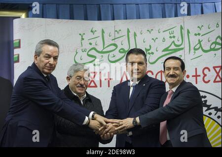 FLN Presidential Alliance, Mouad Bouchareb, Segretario Generale del Rally democratico Nazionale (RND), Ahmed Ouyahia, Presidente del movimento popolare Algerino (MPA), Amara Benyoes, E il presidente del Tadjamoue Amel El Djazair (TAJ), Amar Ghoul, si è riunito alla sede del partito del fronte nazionale di liberazione (FLN) ad Algeri, Algeria il 02 febbraio 2019, ha annunciato che il presidente della Repubblica, Abdelaziz Bouteflika, sarà il loro candidato alle elezioni presidenziali del 18 aprile. Foto di Ammi Louiza/ABACAPRESS.COM Foto Stock