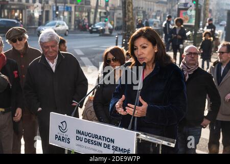 Anne Hidalgo, Sindaco di Parigi, parla al pubblico durante la presentazione di un affresco da parete di un'opera d'arte dell'artista Jean-Jacques Sempe alla presenza dell'artista, Jacques Aidenbaum, Sindaco del 3 ° distretto, Jean Jacques Decaux, presidente di JC Decaux, François Morel attore e regista e Jean Marie Havan artista che dipinse il muro, all'incrocio di Boulevard des Filles du Calvaire e Rue Froissard, 3 ° distretto di Parigi, Francia, Feuary 16, 2019. Foto di Daniel Derajinski/ABACAPRESS.COM Foto Stock