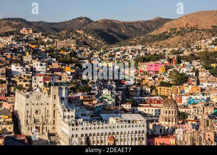 Vista sulla città di Guanajuato, Stato di Guanajuato, Messico Foto Stock