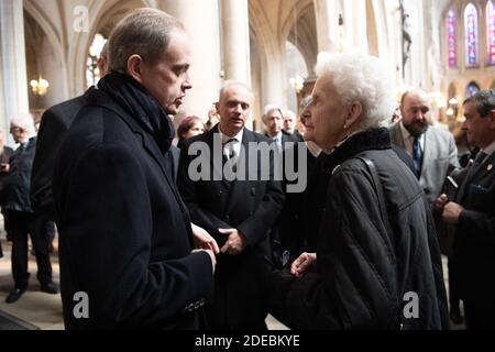 Il conte di Parigi, il principe Jean d'Orléans e la duchessa di Montpensier partecipano alla Messa ' Messe pour le repos de l'ame ' per il conte di Parigi, il principe Henri d'Orleans, presieduta da Chanoine Gilles Annequin alla chiesa di Saint Germain l'Auxerrois il 23 marzo 2910 a Parigi, Francia.Conte di Parigi, Il principe Henri di Orleans è morto alle 85 del 21 gennaio 2019. Foto di David Niviere/ABACAPRESS.COM Foto Stock