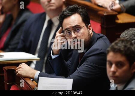 Il ministro francese junior presso il ministro delle finanze responsabile dell'azione pubblica e dei conti Mounir Mahjoubi partecipa alla sessione di "interrogazioni al governo" all'Assemblea nazionale francese il 26 marzo 2019 a Parigi, in Francia. Foto di David Niviere/ABACAPRESS.COM Foto Stock