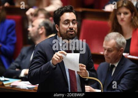 Il ministro francese junior presso il ministro delle finanze responsabile dell'azione pubblica e dei conti Mounir Mahjoubi partecipa alla sessione di "interrogazioni al governo" all'Assemblea nazionale francese il 26 marzo 2019 a Parigi, in Francia. Foto di David Niviere/ABACAPRESS.COM Foto Stock