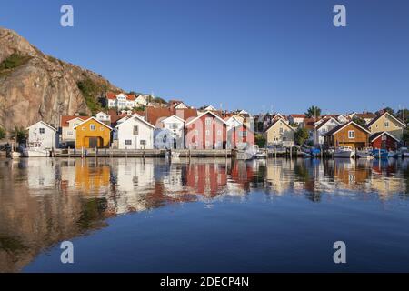 Geografia / viaggio, Svezia, Bohuslaen, Fjaellbacka, vista sul porto e luogo di Fjaellbacka, Bohu, diritti aggiuntivi-clearance-Info-non-disponibile Foto Stock