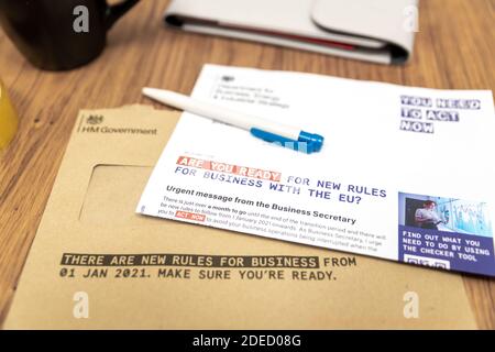 Poole, Regno Unito. Lunedì 30 novembre 2020. Il governo britannico invia una lettera a tutte le imprese in merito alla Brexit e ai cambiamenti della legge. Lettera firmata da Rt Hon Alok Sharma MP, Segretario di Stato per le imprese. Credit: Thomas Faull/Alamy Live News Foto Stock