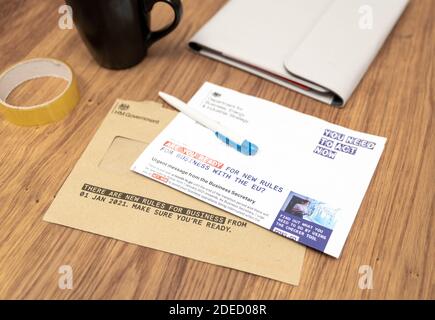 Poole, Regno Unito. Lunedì 30 novembre 2020. Il governo britannico invia una lettera a tutte le imprese in merito alla Brexit e ai cambiamenti della legge. Lettera firmata da Rt Hon Alok Sharma MP, Segretario di Stato per le imprese. Credit: Thomas Faull/Alamy Live News Foto Stock