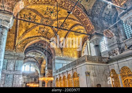 Interno della chiesa di Santa Sofia, immagine HDR Foto Stock