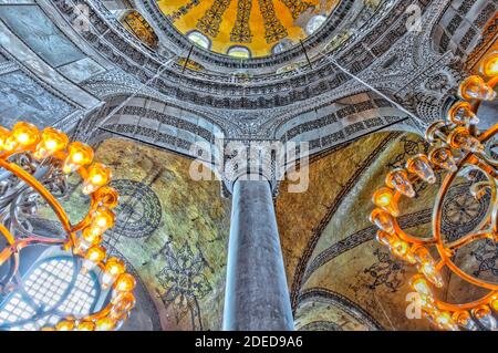 Interno della chiesa di Santa Sofia, immagine HDR Foto Stock