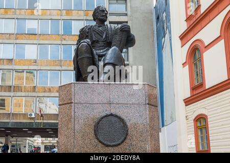 La statua di Petar II Petrovic Njegos a Belgrado, in Serbia, era un principe-vescovo (vladika) del Montenegro, poeta e filosofo Foto Stock