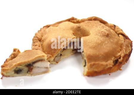 una torta salata di panada di carne e verdura della Sardegna Foto Stock