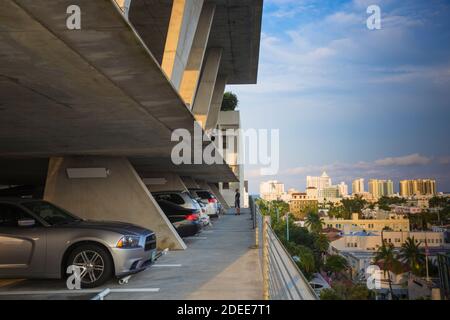 U.S.A, Miami, Miami Beach, South Beach, Lincoln 1111 parcheggio Foto Stock