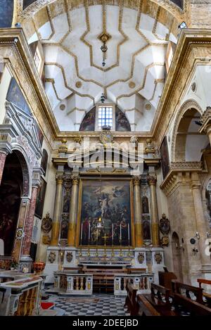 interno della basilica cattedrale di s.. Agata v. m. XVII secolo - 3 maggio 2018 Gallipoli Salento Italia Foto Stock