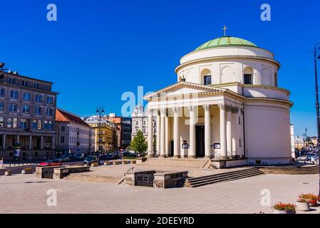 Chiesa di Sant'Alessandro in Piazza tre croci a Varsavia. Three Crosses Square, anche 'Square of Three Crosses', 'Three Cross Square' e 'Triple Cros Foto Stock