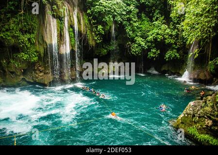 La bella cascata Puente de Dios e cenote, Tamasopo, San Luis Potosi, Messico Foto Stock