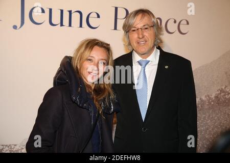 Sylvie Testud e Alejandro G. Roemmers in occasione del lancio del libro "le retro du Jeune Prince" presso l'Atelier des Lumieres, a Parigi, Francia, il 10 aprile 2019. Foto di Jerome Domine/ABACAPRESS.COM Foto Stock