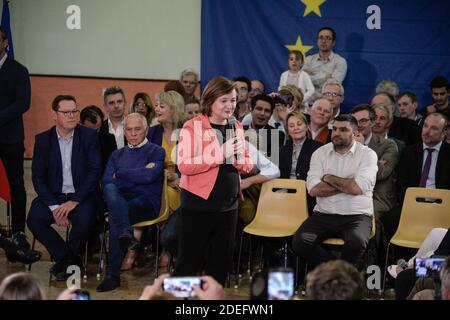 Nathalie Loiseau Capo della Lista rinascimentale LREM per le elezioni europee si riunisce a Chalon sur Saone, in Francia, il 19 aprile 2019. Foto di Julien Reynaud/APS-Medias/ABACAPRESS.COM Foto Stock