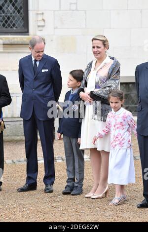 Il conte di Parigi, Jean d'Orleans, contessa di Parigi, la principessa Filomena d'Orleans e i loro figli, il principe Gaston e la principessa Antoinette presenziano ad una cerimonia per commemorare il 500° anniversario della morte del pittore e scienziato rinascimentale italiano Leonardo da Vinci al castello d'Amboise il 2 maggio 2019 ad Amboise, Francia. Foto di David Niviere/ABACAPRESS.COM Foto Stock