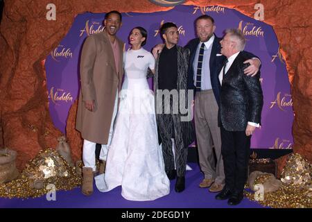 Will Smith, Naomi Scott, Mena Massoud, Guy Ritchie e Alan Menken partecipano alla prima Aladdin al cinema Grand Rex di Parigi, Francia, il 08 maggio 2019. Foto di Aurore Marechal/ABACAPRESS.COM Foto Stock