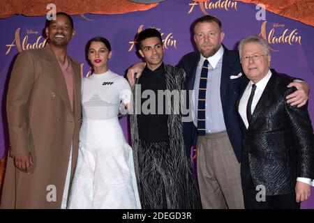 Will Smith, Naomi Scott, Mena Massoud, Guy Ritchie e Alan Menken partecipano alla prima Aladdin al cinema Grand Rex di Parigi, Francia, il 08 maggio 2019. Foto di Aurore Marechal/ABACAPRESS.COM Foto Stock