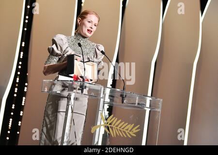 Emily Beecham riceve il premio migliore attrice per il suo ruolo in Little Joe alla cerimonia di chiusura durante il 72esimo Festival annuale del Cinema di Cannes il 25 maggio 2019 a Cannes, Francia. Foto di David Niviere/ABACAPRESS.COM Foto Stock