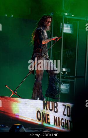 Rob Zombie esibendosi in diretta sul palco durante il primo KnotFest europeo il 20 giugno 2019 a Clisson, Francia Foto di Julien Reynaud/APS-Medias/ABACAPRESS.COM Foto Stock