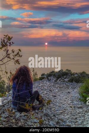 Monte Circeo (Latina, Italia) - la famosa montagna sul Tirreno, in provincia di Latina, molto popolare tra gli escursionisti per il suo bellissimo paesaggio Foto Stock