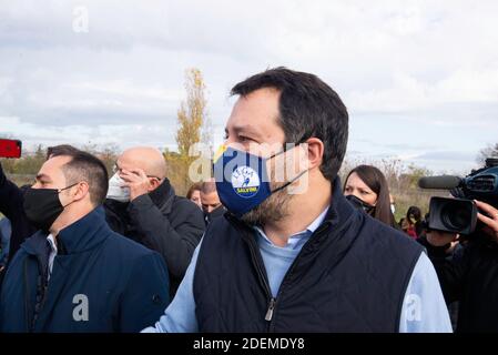 ROMA, MATTEO SALVINI VISITA IL PARCO DI CENTOCELLE Foto Stock