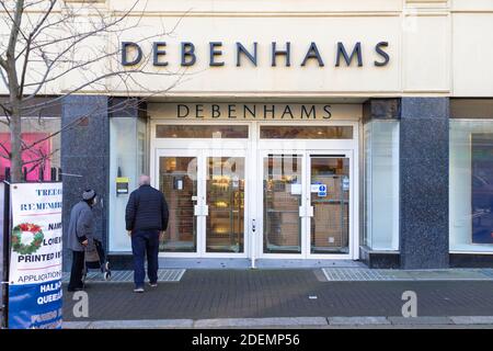 Hastings, East Sussex, Regno Unito. 1 dicembre 2020. Aggiornamento del coronavirus: Secondo le relazioni Debenhams rivenditore sono in difficoltà finanziarie. Nella foto è raffigurato il ramo di Hastings nel Sussex orientale. Photo Credit: Paul Lawrenson-PAL Media/Alamy Live News Foto Stock