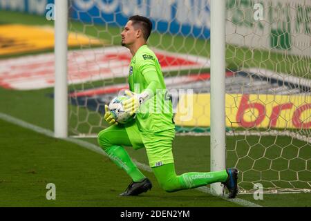 30 novembre 2020; Arena de Gremio, Porto Alegre, Brasile; Serie a brasiliana, Gremio contro Goias; Tadeu di GOI e n. xe1; s Foto Stock