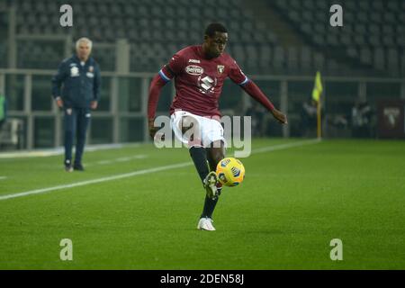 Wilfred Siro del Torino FC durante la Serie A match tra Torino FC e UC Sampdoria allo Stadio Olimpico Grande Torino Torino il 30 novembre 2020 a Torino, Italia. (Foto di Alberto Gandolfo/Pacific Press/Sipa USA) Foto Stock