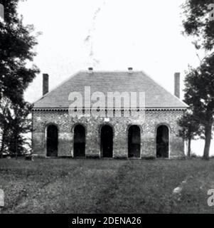 Una vecchia fotografia della corte-casa di Hannover, Virginia. Si pensa che sia stato costruito dal 1738 al 1742 da James Skelton su un terreno di proprietà di William Meriwether. Foto Stock