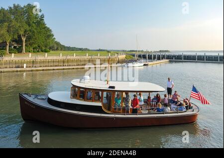 Persone in barca tour, Harbour Town, , Hilton Head Island, South Carolina, USA Foto Stock