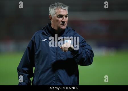 MORECAMBE, INGHILTERRA. 1 DICEMBRE, assistente manager di Barrow Rob Kelly durante il warm up prima della partita Sky Bet League 2 tra Morecambe e Barrow alla Globe Arena di Morecambe martedì 1 Dicembre 2020. (Credit: Mark Fletcher | MI News) Credit: MI News & Sport /Alamy Live News Foto Stock