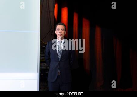 Esclusiva - Francis Letellier riceve Jean-Baptiste Djebbari su Dimitiche en Politique Show Domenica 06 ottobre 2019 a Parigi, Francia. Foto di Stephane le Tellec/ABACAPRESS.COM Foto Stock