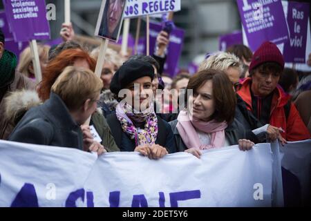 L'ex ministro francese dell'Istruzione Najat Vallaud-Belkacem partecipa a una protesta per condannare la violenza contro le donne con l'attrice francese Alexandra Lamy e la senatrice francese e l'ex ministro Laurence Rossignol, il 23 novembre 2019, a Parigi. Foto di Raphael Lafargue/ABACAPRESS.COM Foto Stock