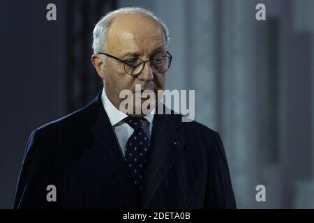 Laurent Fabius durante la cerimonia che ha celebrato l'ottantesimo anniversario del Centro nazionale francese di ricerca scientifica (CNRS) al Palais de la Decouverte di Parigi, Francia, 26 novembre 2019. Foto di Eliot Blondt/ABACAPRESS.COM Foto Stock