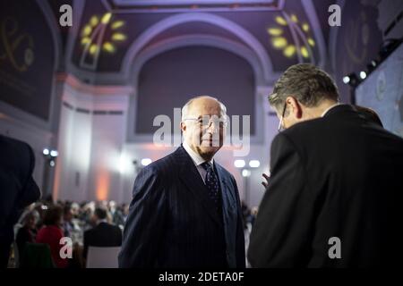 Laurent Fabius durante la cerimonia che ha celebrato l'ottantesimo anniversario del Centro nazionale francese di ricerca scientifica (CNRS) al Palais de la Decouverte di Parigi, Francia, 26 novembre 2019. Foto di Eliot Blondt/ABACAPRESS.COM Foto Stock