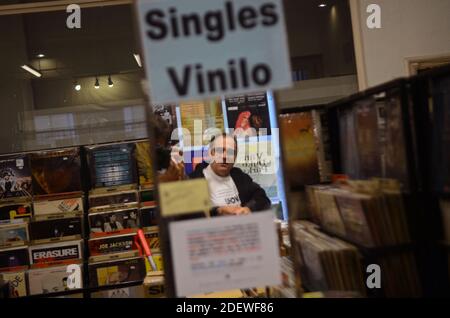 Discoteche Babel, uno dei pochi negozi di dischi in vinile rimasti a Madrid Foto Stock