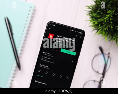 Assam, india - 29 Novembre 2020 : il logo di oggi dell'India sull'immagine di riserva dello schermo del telefono. Foto Stock