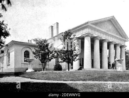 Arlington House, il Robert E. Lee Memorial, precedentemente chiamato Custis-Lee Mansion, è un palazzo in stile revival greco situato ad Arlington, Virginia. Foto Stock