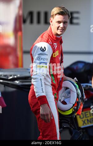 Mick Schumacher guiderà in Formula 1 per il Team Haas dal 2021. Archivio foto; Mick SCHUMACHER (Prema Racing), Formula 2, azione, immagine singola, singolo motivo, mezza figura, mezza figura. Formula 1: GP d'Austria, Red Bull Ring Zeltweg, Spielberg, stagione 2019, il 28 giugno 2019 Â¬Â | utilizzo in tutto il mondo Foto Stock