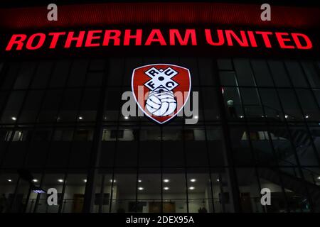 Il logo Rotherham United visto sulla parte anteriore del Stadio di New York Foto Stock