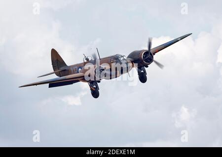 Bristol Blenheim che entra a terra Foto Stock