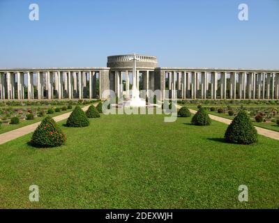 Il cimitero di Taukkyan nella città di Bago, Myanmar Foto Stock