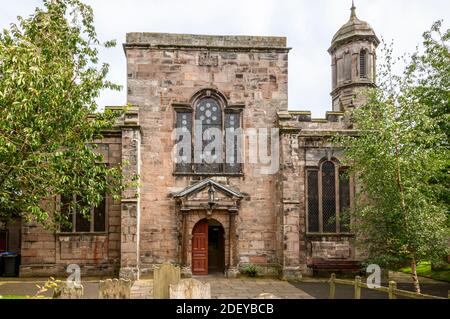 Il portico d'ingresso alla chiesa parrocchiale di Berwick-on-Tweed dedicato Alla Santissima Trinità e Santa Maria costruita nel 1650 Durante l'era del Commonwealth Foto Stock