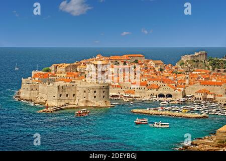 Dubrovnik Città vecchia sulla costa della Dalmazia del sud della Croazia. Foto Stock