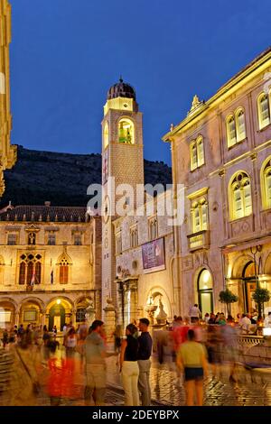 Serata in Dubrovnik Città Vecchia sulla costa dalmata della Croazia. Foto Stock