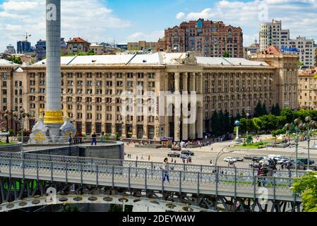 KIEV, UCRAINA - 2016 GIUGNO 16 Vista della Piazza dell'Indipendenza (Maidan Nezalezhnosti) a Kiev, Ucraina Foto Stock